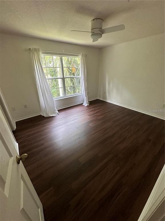 Building Photo - 4275 CASTLEBRIDGE Ln
