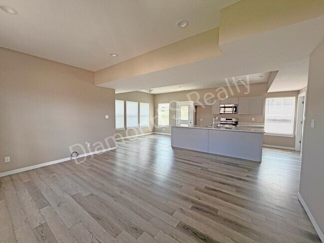Building Photo - Gorgeous Two-Story Home Available Early July - 4 Bed/2.5 Bath