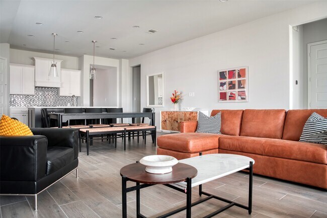 Building Photo - 30142 Gold Finch Pl