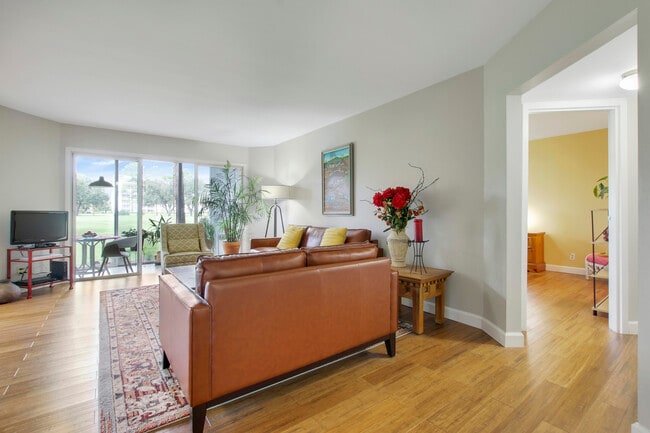 Building Photo - 3755 Via Poinciana