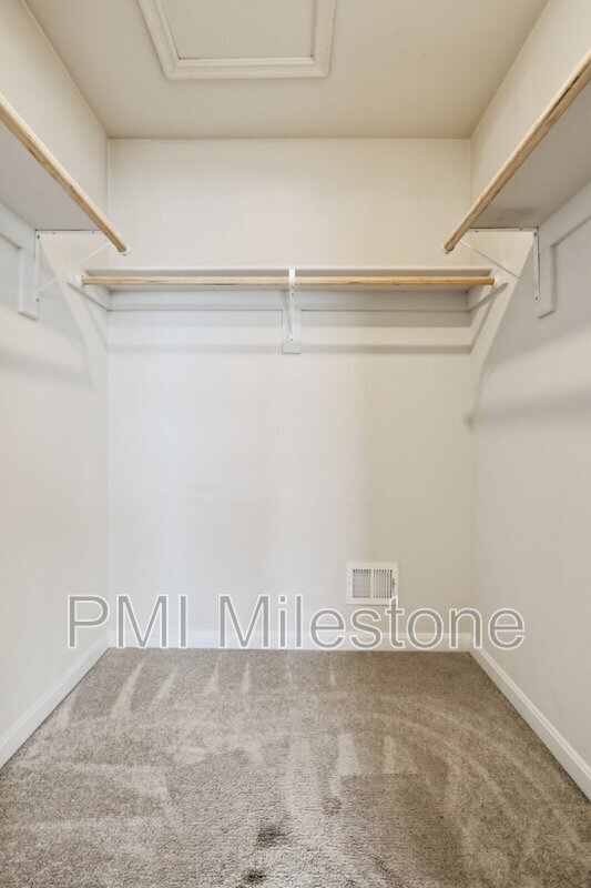 Building Photo - 141 Perdiz Rd