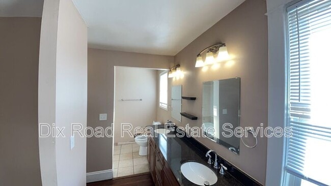 Building Photo - 4763 Dale Ave