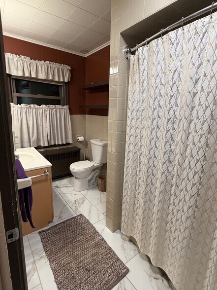 Bathroom - 166 4th St