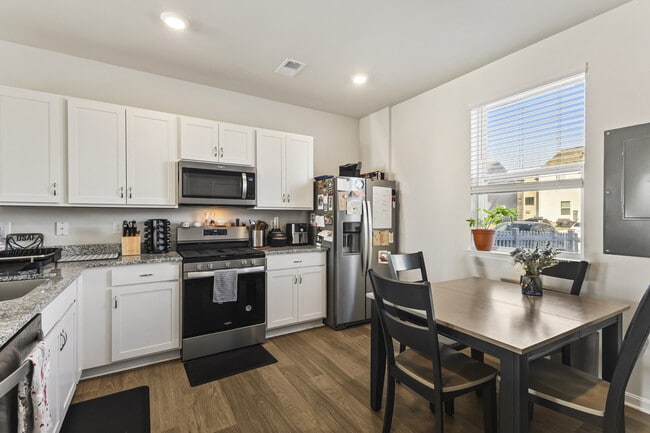 Building Photo - 205 Ridgley Blvd