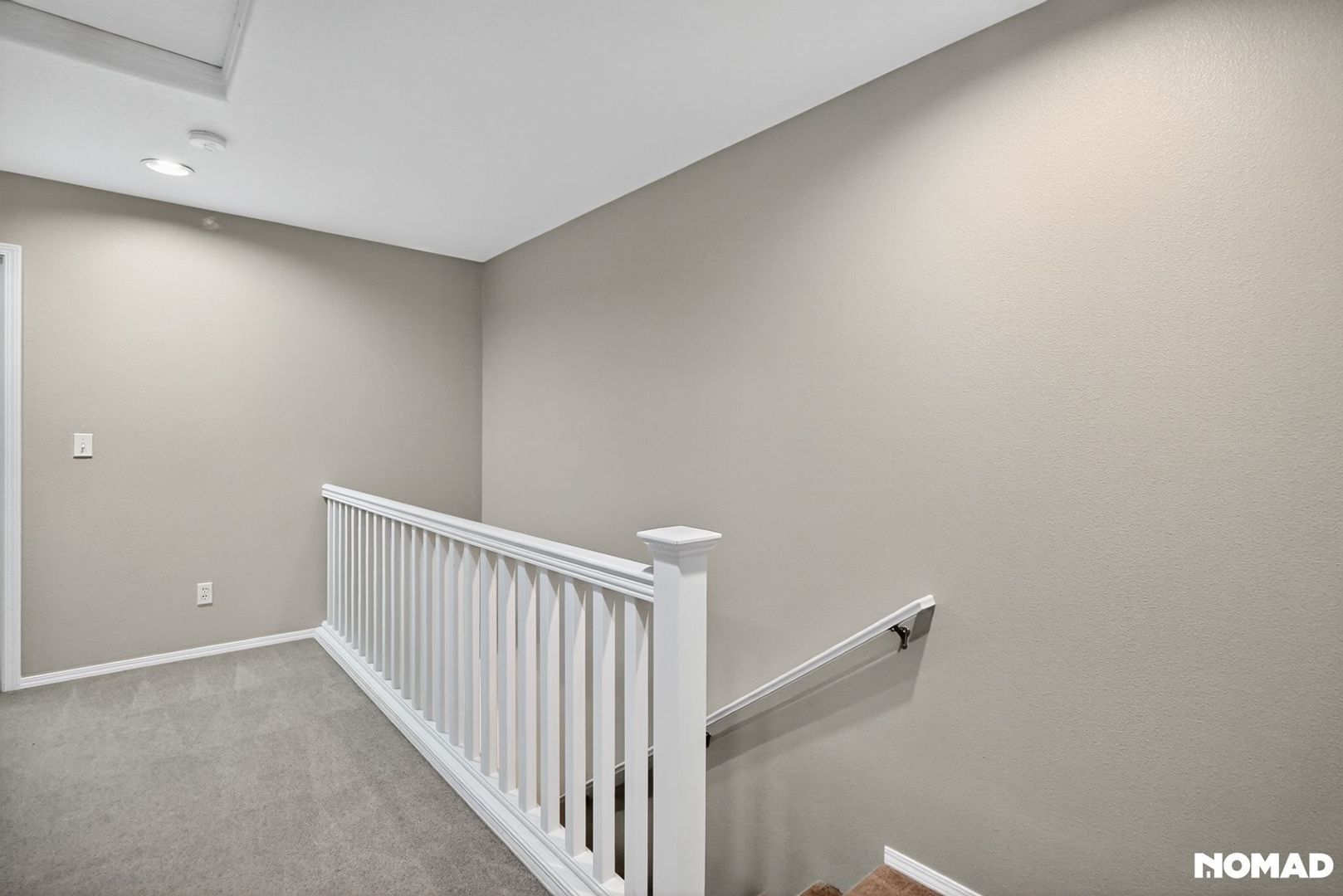 Building Photo - 2288 NW Oak Knoll Pl