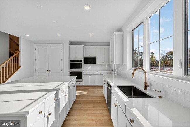 Building Photo - 42139 Gilded Stone Ter