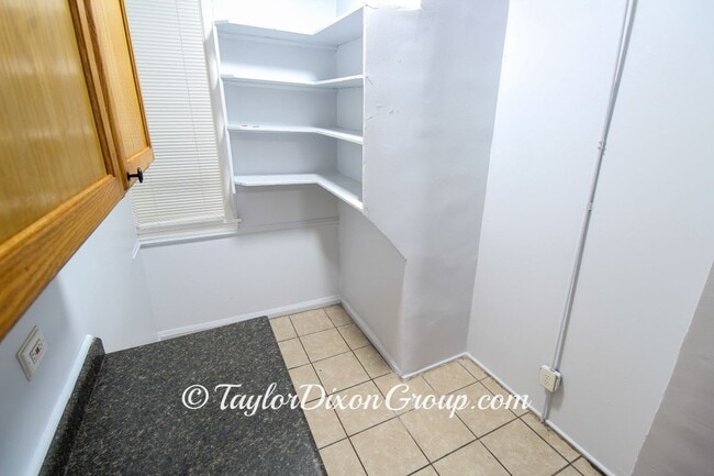 Building Photo - 5407 S Indiana Ave