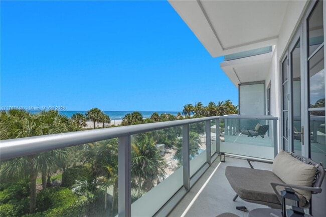 Building Photo - 3739 Collins Ave