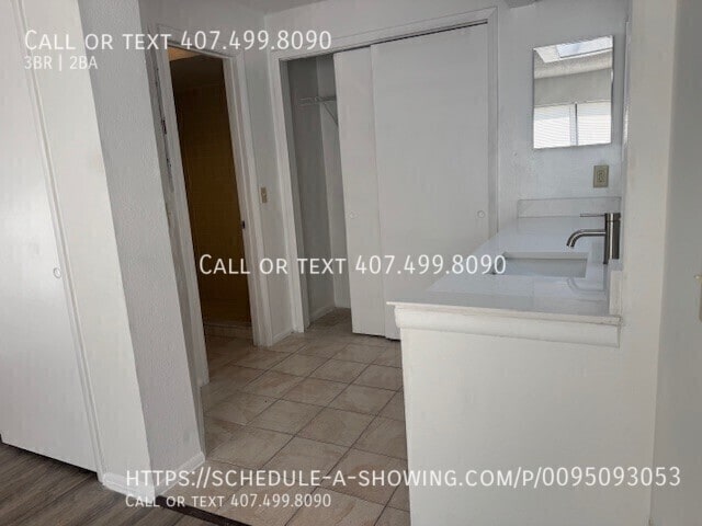 Building Photo - 7518 Sugar Bend Dr