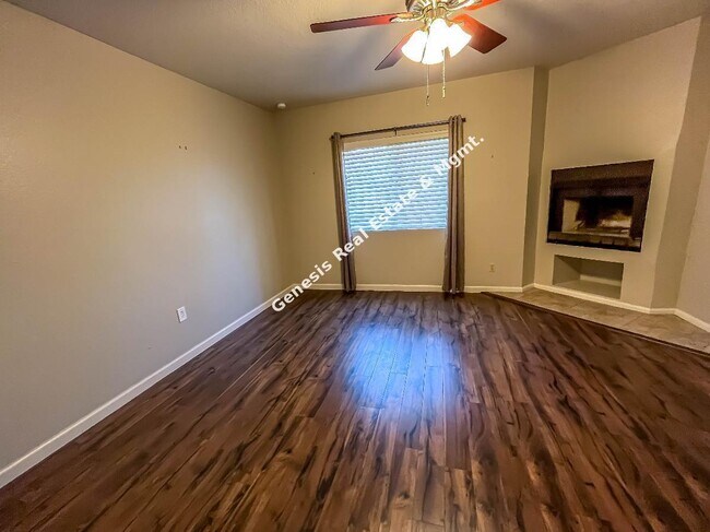 Building Photo - 2bd townhouse in Winterhaven