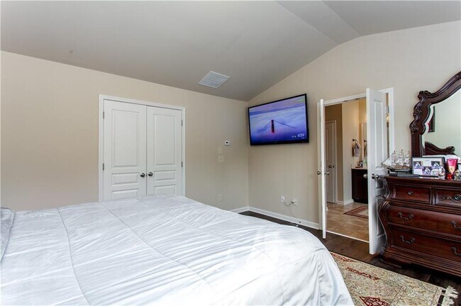 Building Photo - 4840 Waterbrooke Crossing