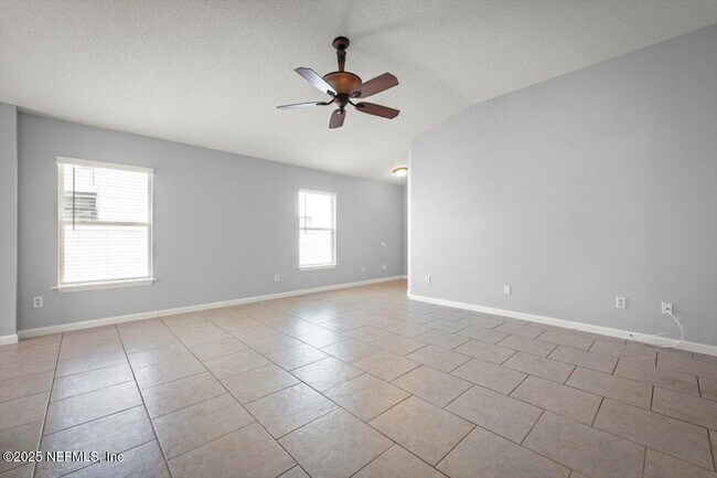 Building Photo - 705 Rembrandt Ave