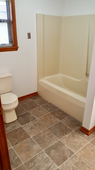 Building Photo - 3009 N Anthony Ct