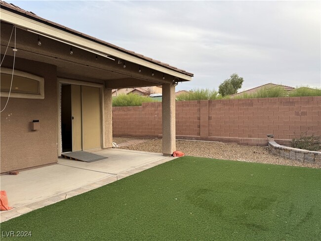 Building Photo - 9421 Andesite Hollow Ct