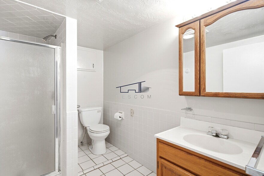 Building Photo - 1718 W 3300 S
