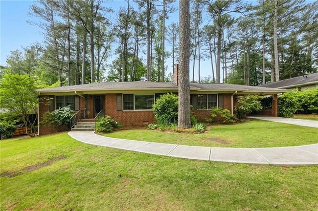 Primary Photo - 2321 Tanglewood Rd