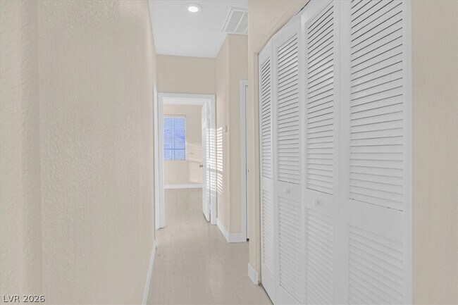 Building Photo - 6255 W Arby Ave