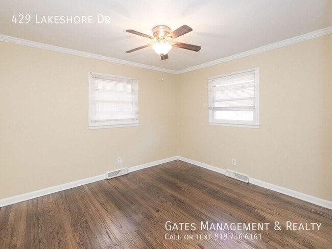 Building Photo - 429 Lakeshore Dr