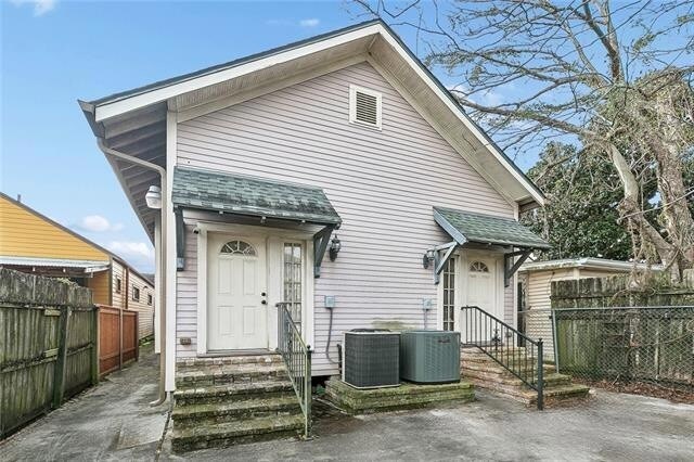 Building Photo - 2122 Valmont St