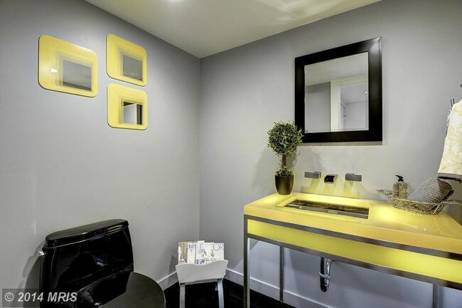 Building Photo - Application Fees Waived! Contemporary 2 Bed 2.5 Bath Condo in Georgetown's Iconic Flourmill Condo...