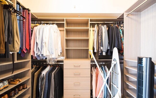 Building Photo - 851 N Glebe Rd