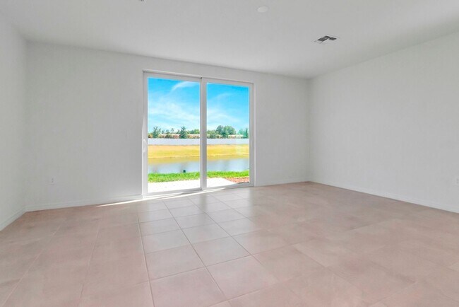 Building Photo - Brand-New 3BR/2.5BA Townhome in Lakewood Ranch — Internet, Trash & Lawn Care Included