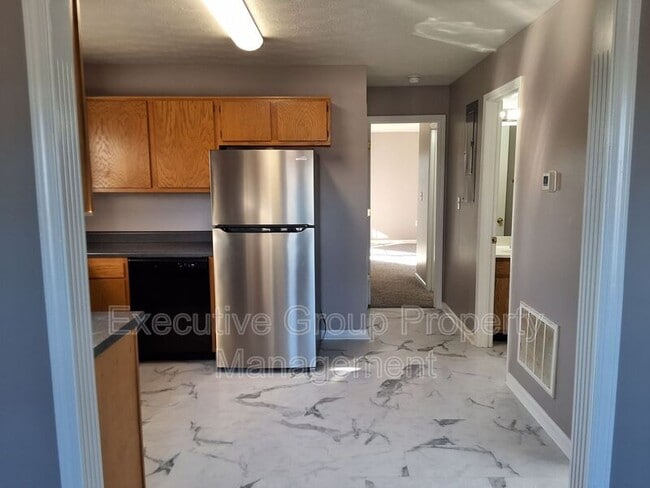 Building Photo - 103 Kenilworth Ct