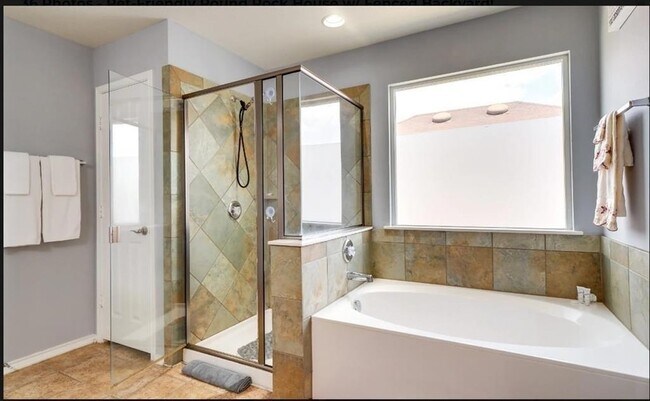 Building Photo - 1109 Renaissance Trail