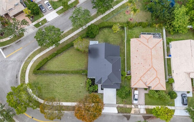 Building Photo - 1381 NW 144th Ave