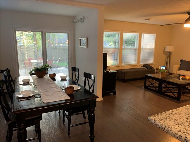 Building Photo - 202 N Vesper Bend Cir