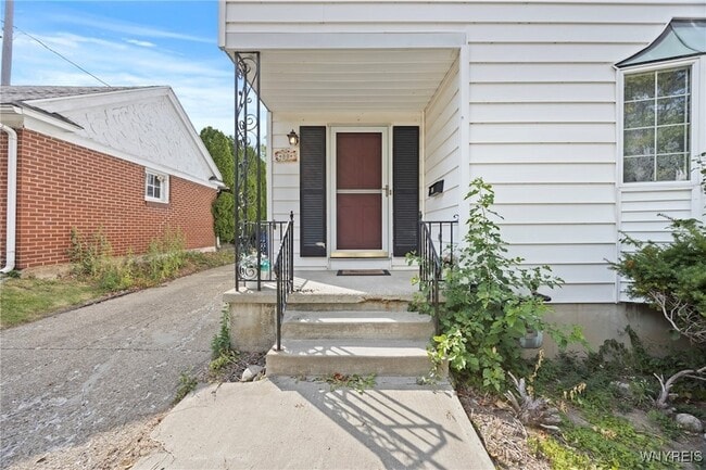 Building Photo - 80 Capen Blvd