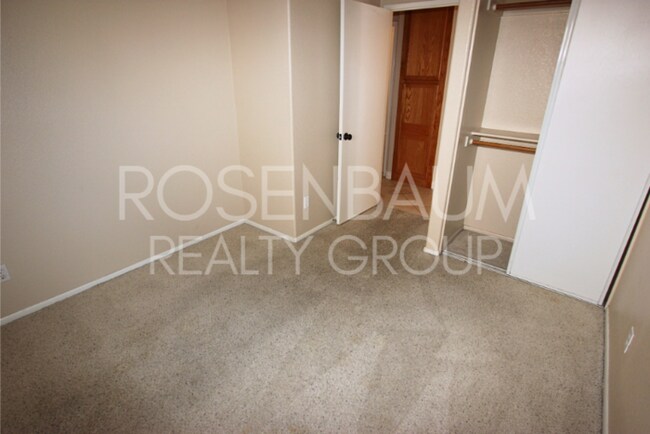 Building Photo - 16060 W Desert Bloom St