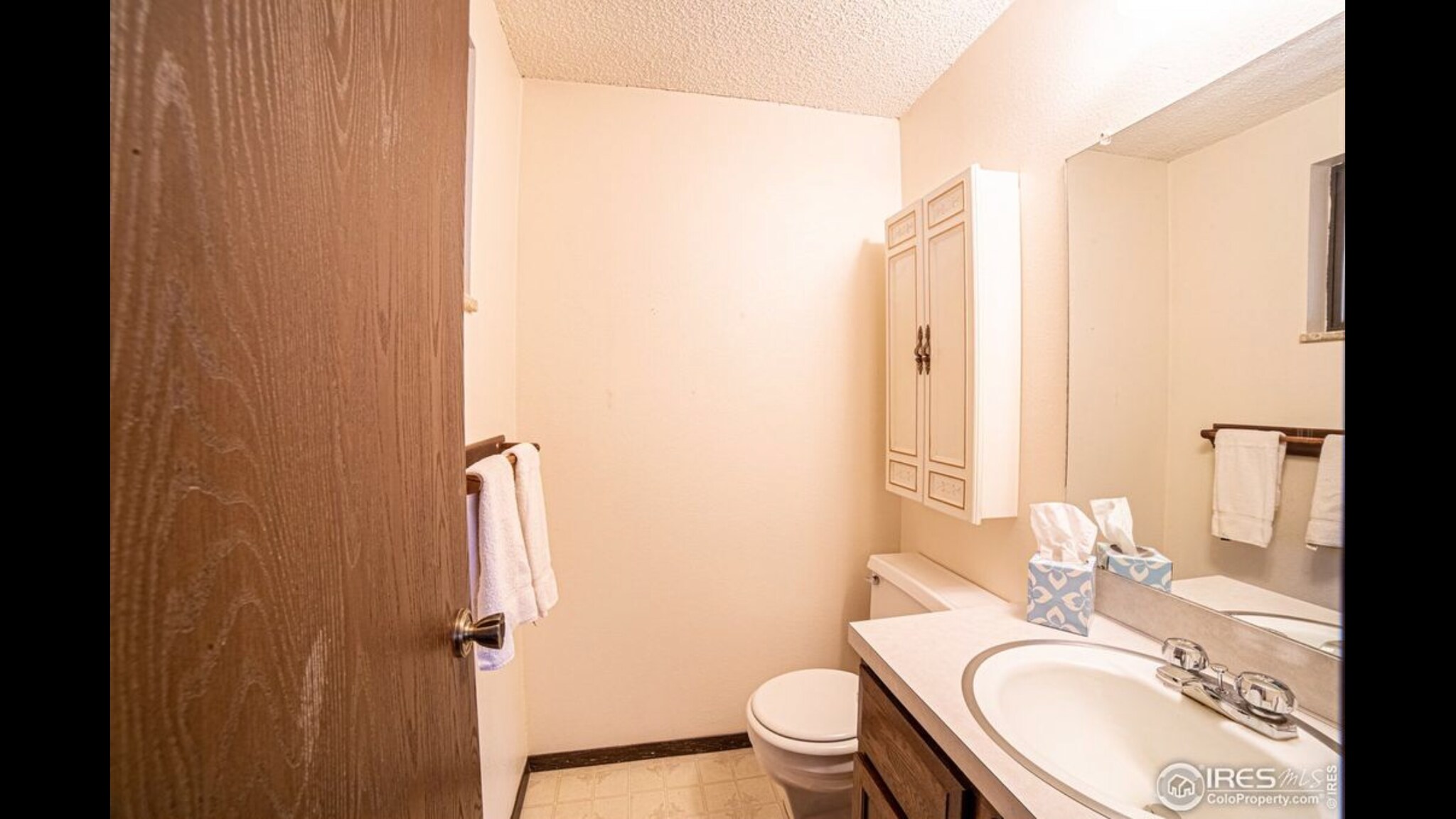 Building Photo - 1143 Ulmus Dr