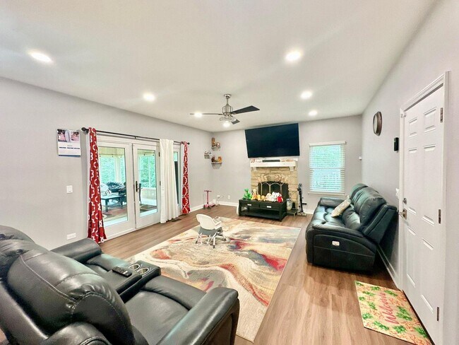 Building Photo - 1384 Marble Hill Dr