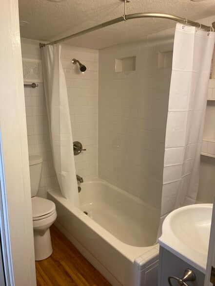 Building Photo - 1245 Van Dorn St