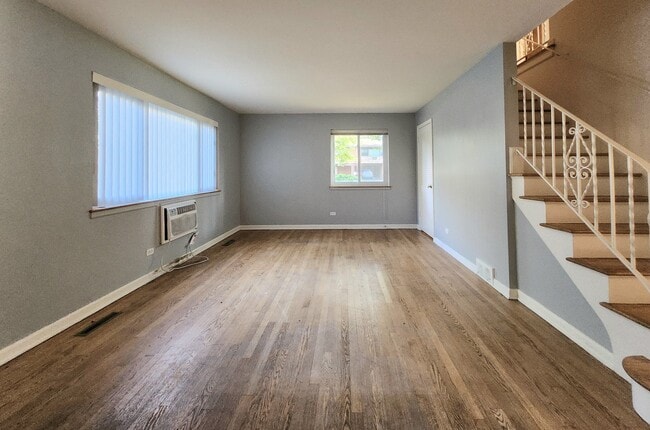 Building Photo - 1340 Greenwillow Ln
