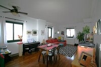 Building Photo - 205 10th St