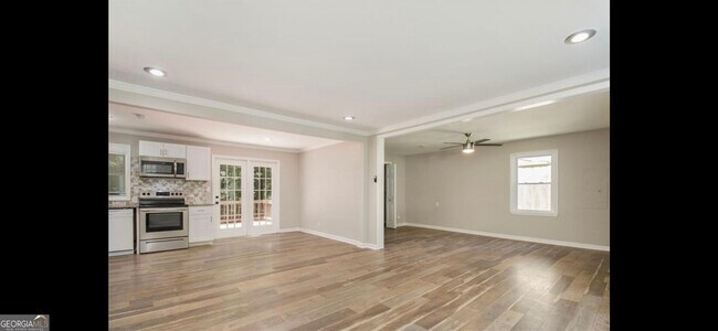 Building Photo - 3704 Asbury Ln SW