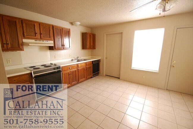 Building Photo - 114 Rimrock Pl