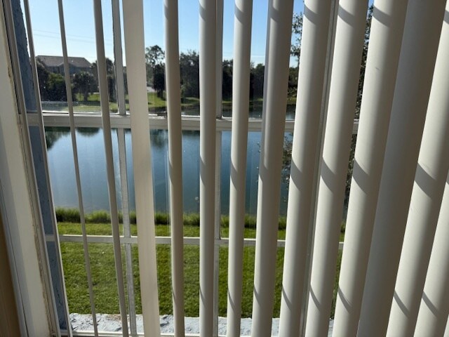 Building Photo - 153 Santa Clara Dr