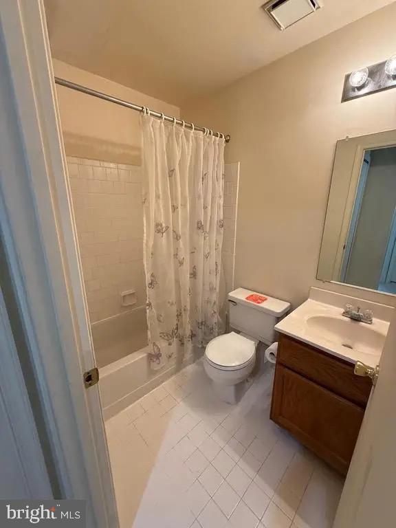 Building Photo - 4711 Leyden Way