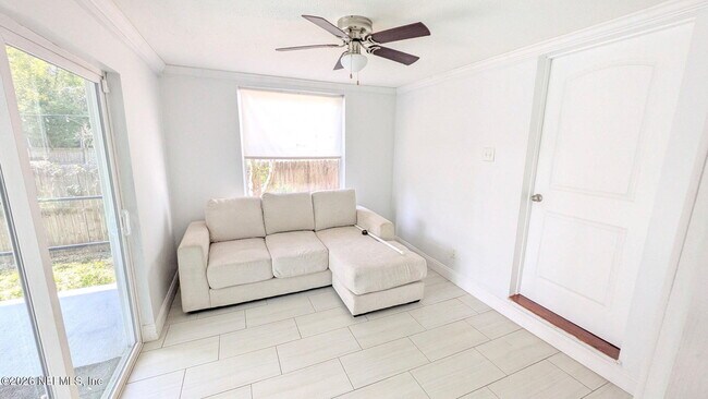 Building Photo - 1218 Dancy St