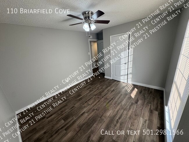 Building Photo - 110 Briarfield Cove