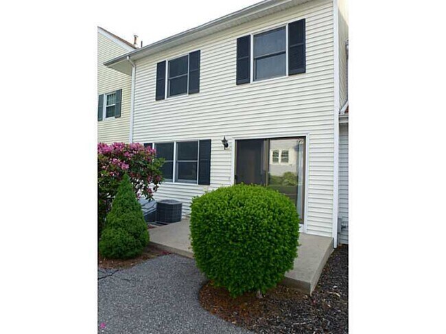 Building Photo - 2970 Mendon Rd