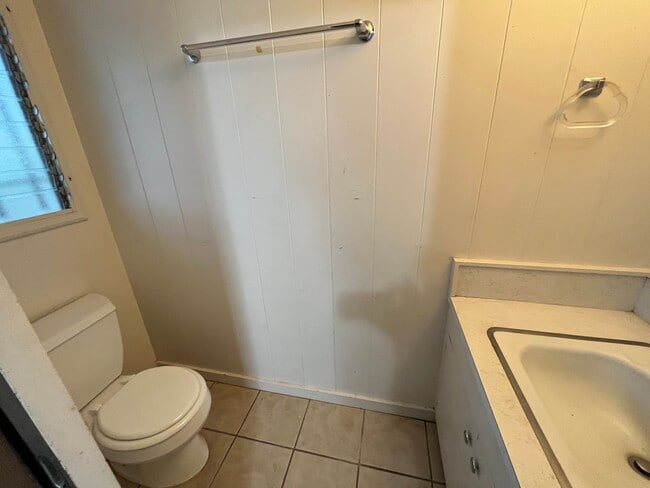 Building Photo - 99-228 Aiea Heights Dr.
