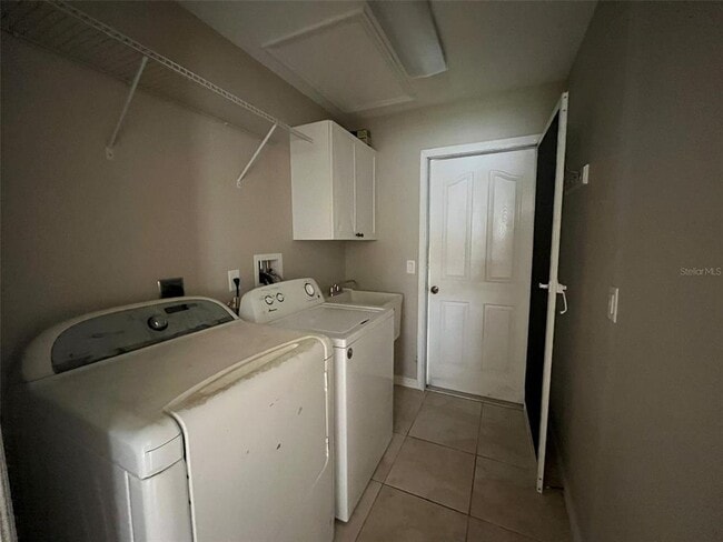 Building Photo - 3605 Caballero Ave