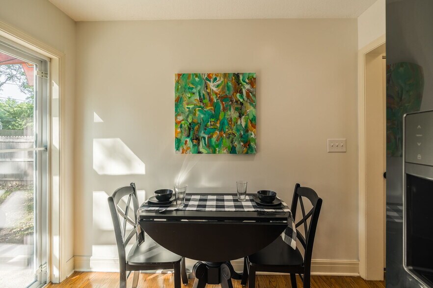 Building Photo - 4809 W 75th St