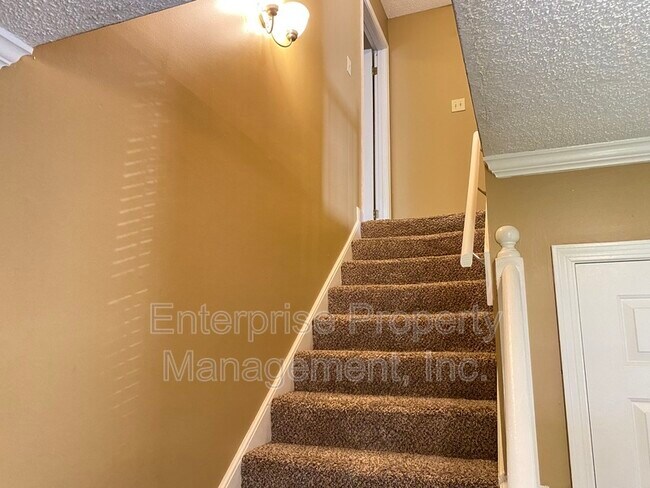 Building Photo - 7828 Bland Ln