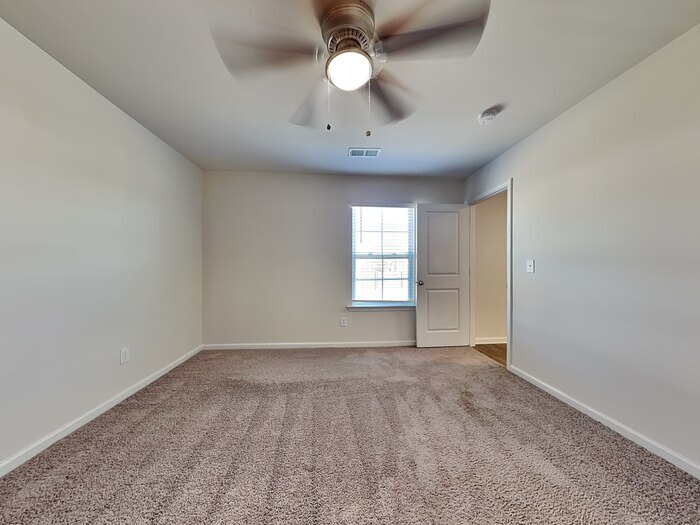 Building Photo - 1643 Commendable Ct