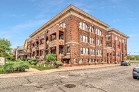 Building Photo - CASS D Apartments-5338